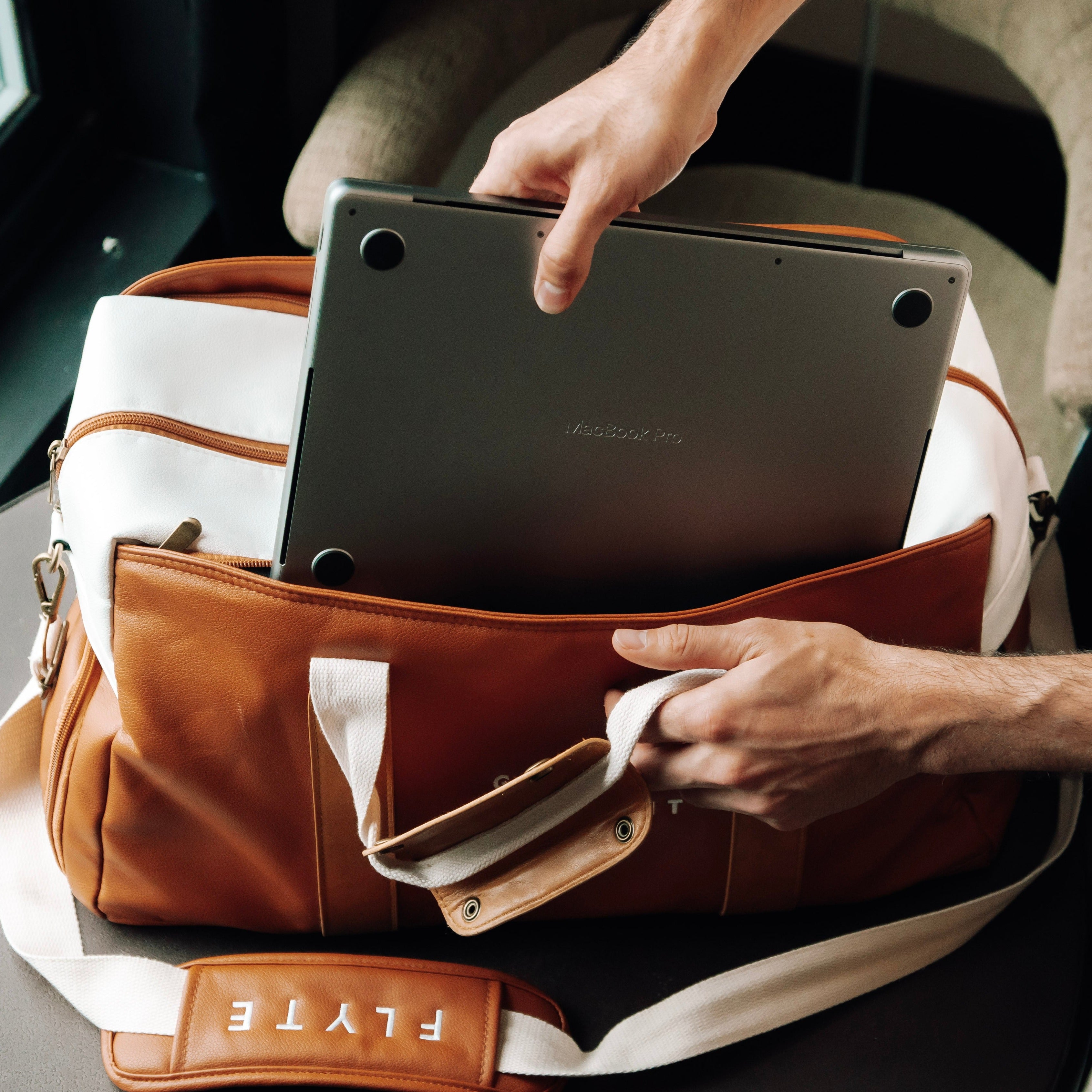 Flyte Travel Bag