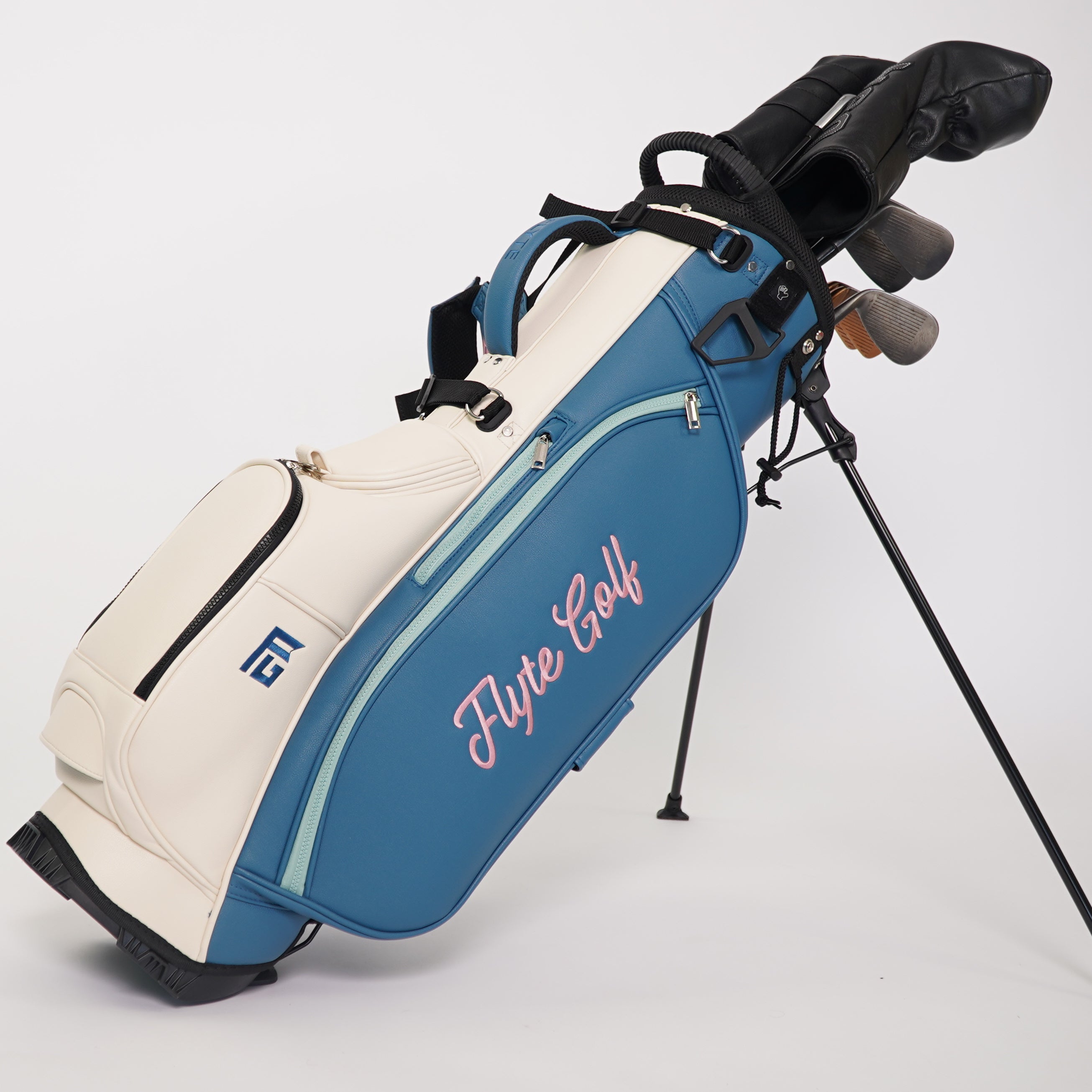 Flyte luggage outlet